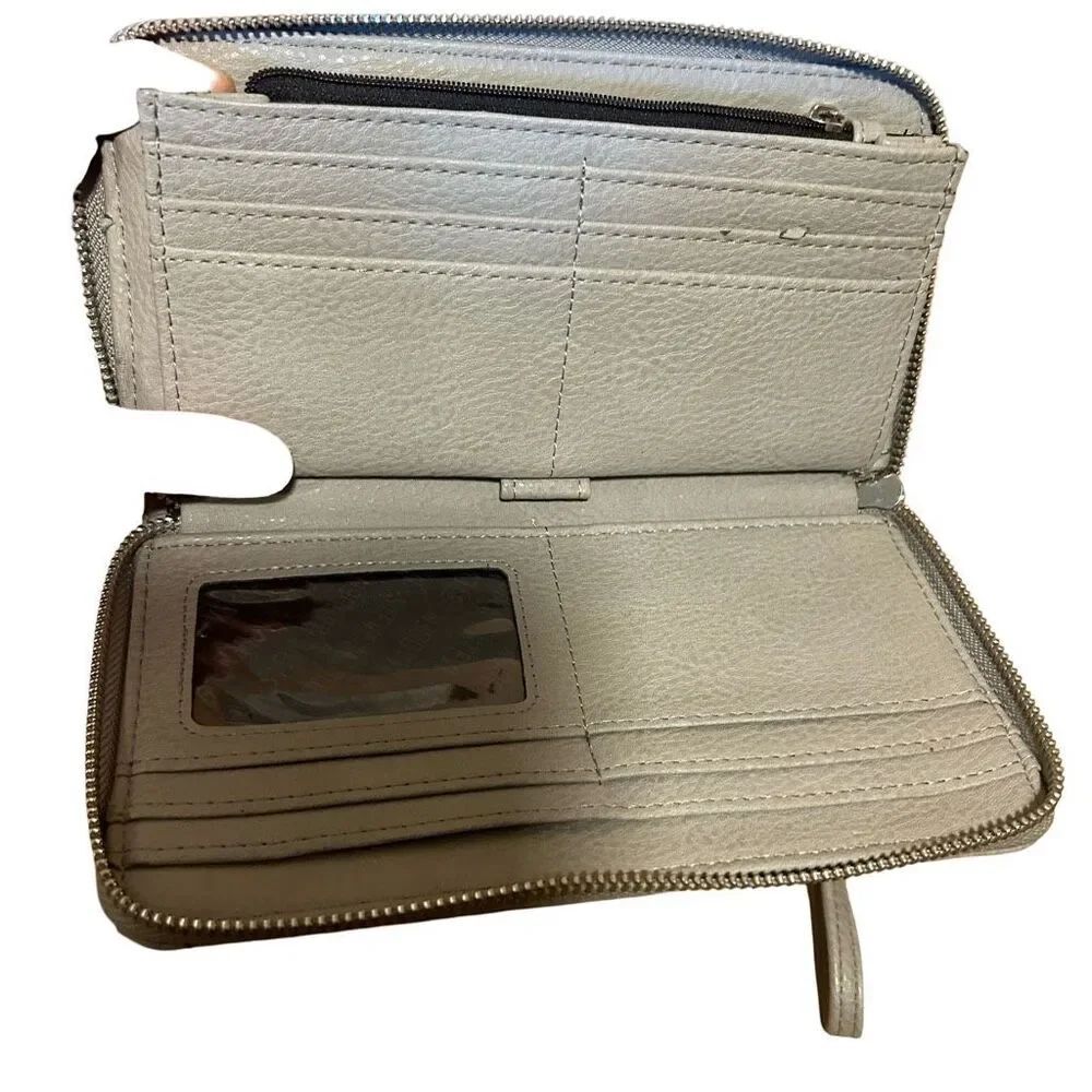 Steve Madden Wallet - Picture 3 of 4